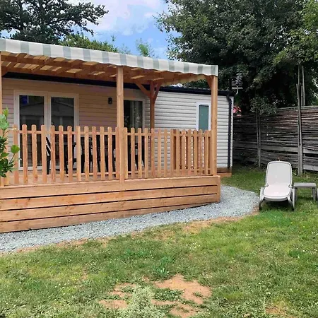 Mobil Avec Terrasse - 4 Pers. - Api-1-52-2122 * Verruyes